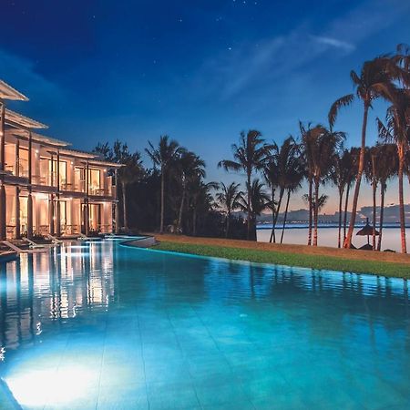 Victoria Beachcomber Resort & Spa - Victoria For 2 - Adults Only Pointe aux Piments Ngoại thất bức ảnh