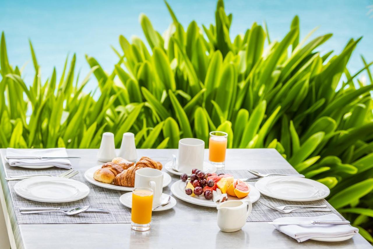 Victoria Beachcomber Resort & Spa - Victoria For 2 - Adults Only Pointe aux Piments Ngoại thất bức ảnh
